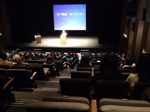 講演中の様子です。